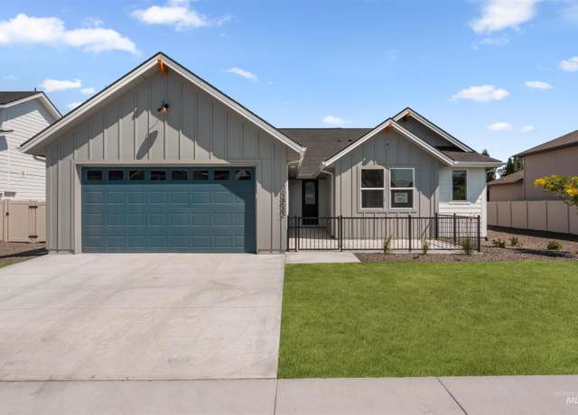 Property at 12454 W Arabian Dr, Boise, ID 83709, 4 beds, 3 baths