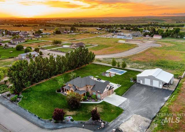 Property at 7772 Open Sky Rd, Middleton, ID 83644, 5 beds, 3.5 baths
