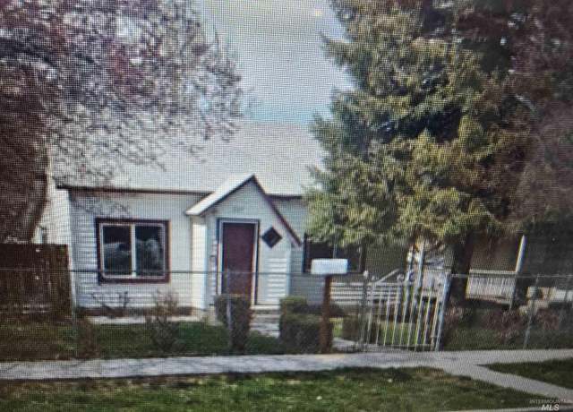 Property at 207 10th Ave N, Nampa, ID 83687, 1 bed, 1 bath