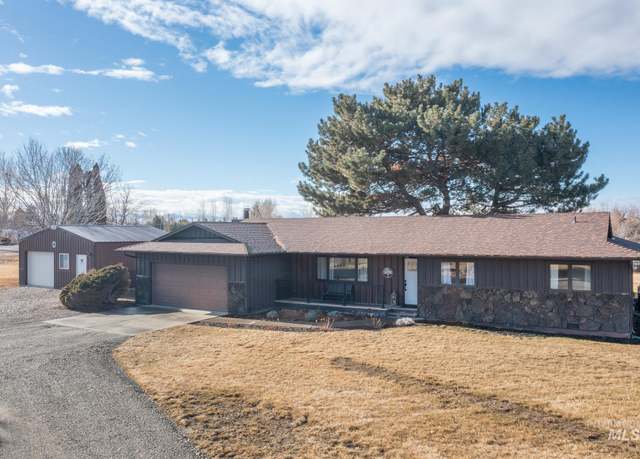 Property at 549 Silver Beach Dr, Jerome, ID 83338, 3 beds, 2 baths