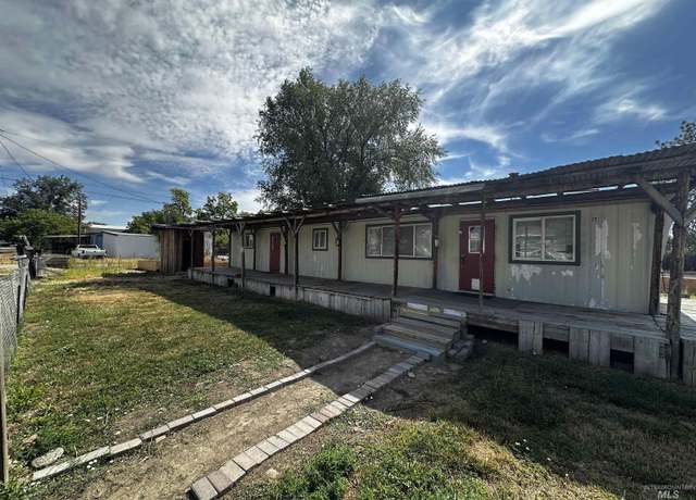 Property at 201 E Starcher, Parma, ID 83660, 2 beds, 1 bath