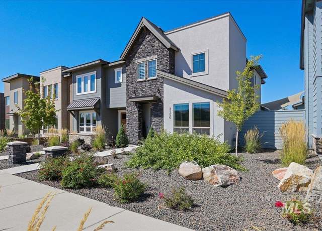 Property at 3156 S Hopes Well Way, Boise, ID 83716, 3 beds, 2 baths