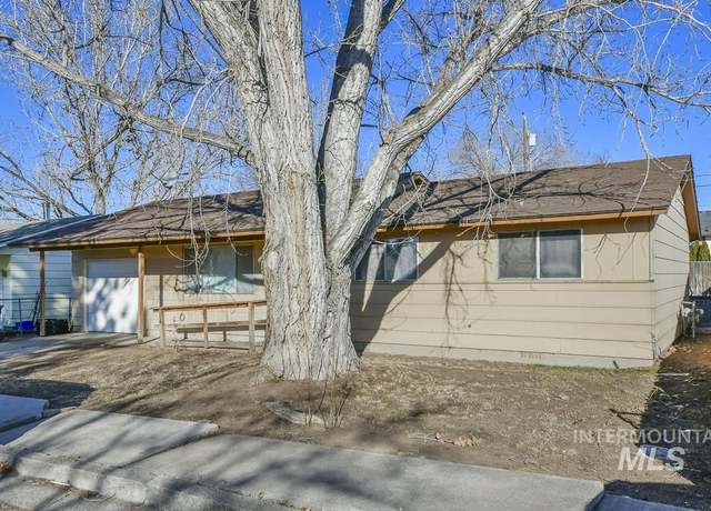 Property at 1230 E 17th N, Mountain Home, ID 83647, 3 beds, 1 bath