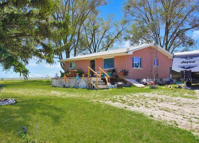 Property at 625 N 300 W, Rupert, ID 83350, 4 beds, 1 bath