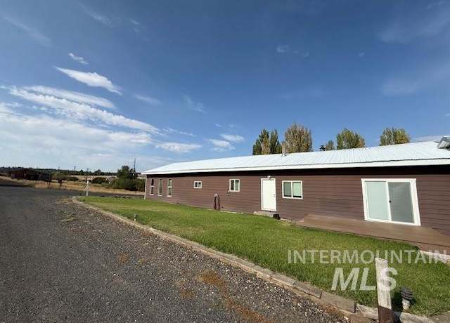 Property at 908 Pine St, Anatone, WA 99401, 3 beds, 2 baths