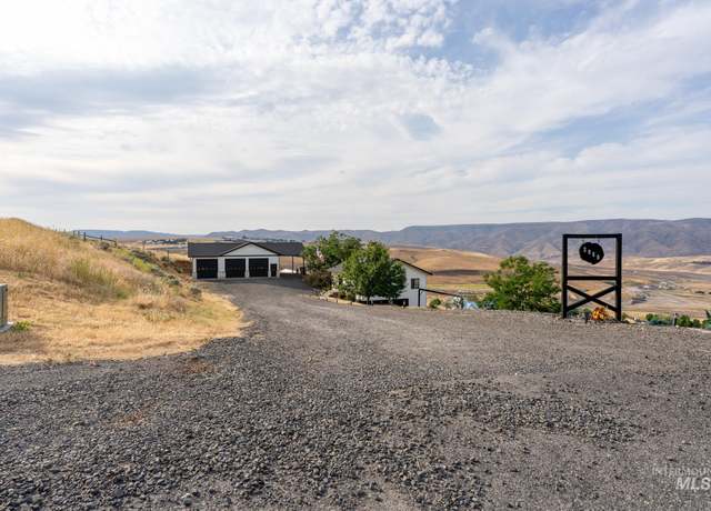 Property at 2860 Scenic Hills Dr, Clarkston, WA 99403, 4 beds, 2 baths