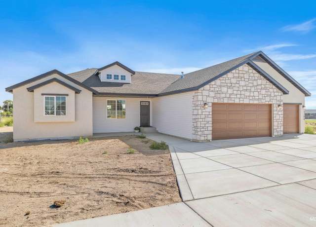 Property at 1304 Ash St, Jerome, ID 83338, 4 beds, 2 baths