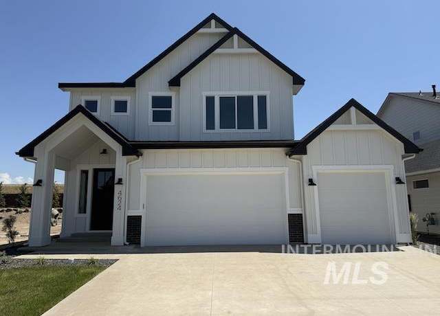 Property at 4624 N Alameda Creek Ave, Meridian, ID 83646, 3 beds, 2.5 baths