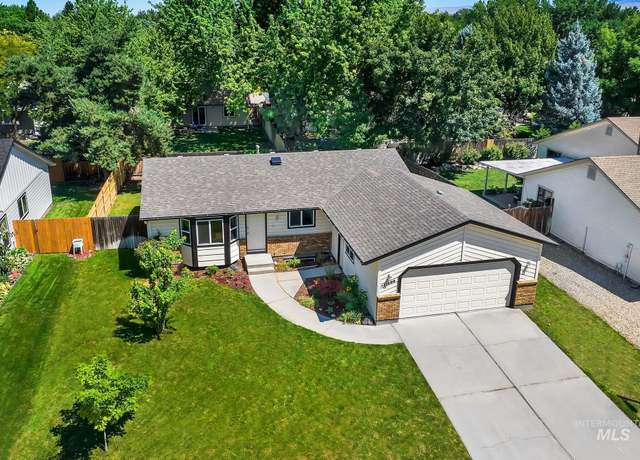 Property at 11660 W Ginger Creek Dr, Boise, ID 83713, 5 beds, 3 baths