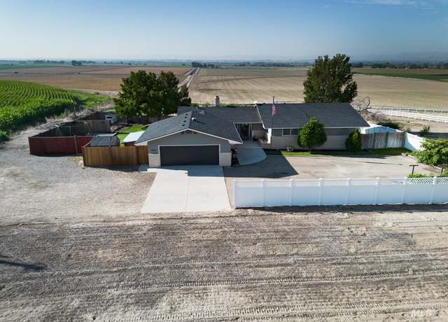 Property at 28503 Old Fort Boise Rd, Parma, ID 83660, 3 beds, 2 baths