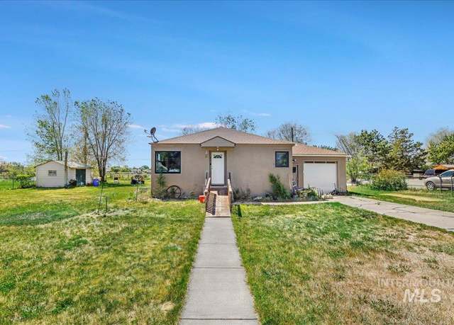 Property at 805 Utah, Gooding, ID 83330, 4 beds, 1 bath