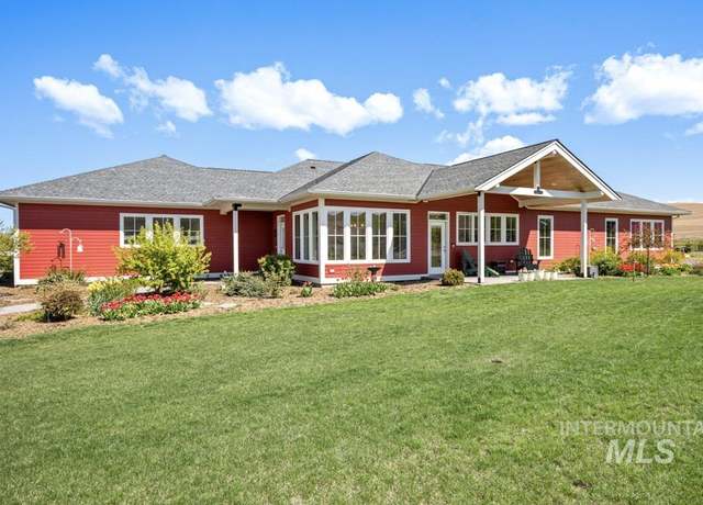 Property at 3112 Darby Rd, Moscow, ID 83843, 3 beds, 3 baths