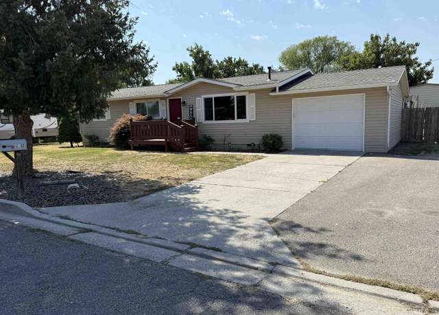 Property at 410 NW 2nd St, Fruitland, ID 83619, 3 beds, 1 bath