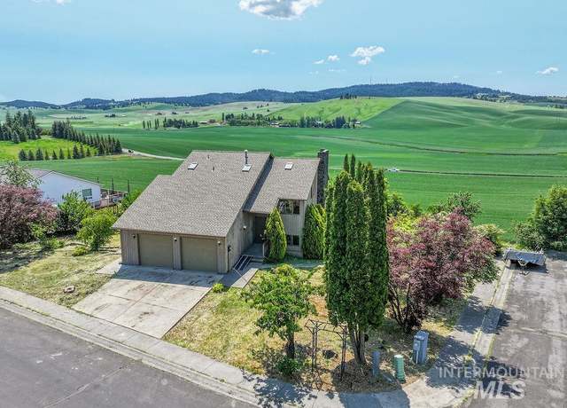 Property at 1832 Pine Cone, Moscow, ID 83843, 3 beds, 3 baths