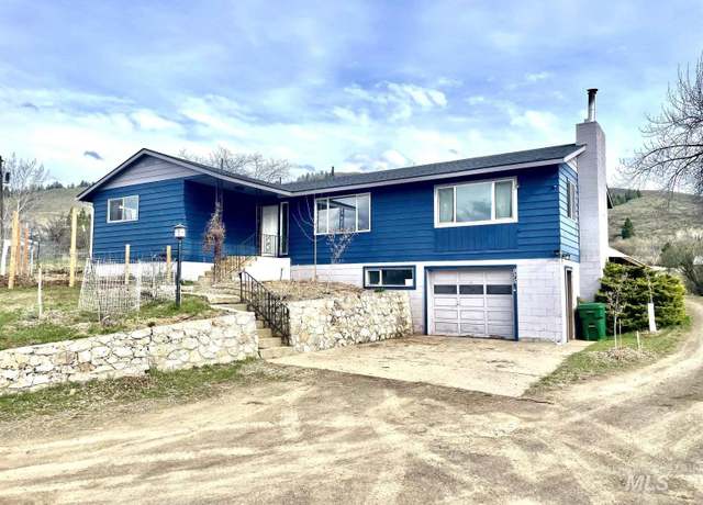Property at 975 E Whiteley Ave, Council, ID 83612, 4 beds, 3 baths