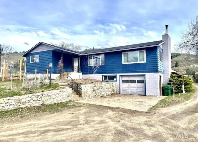 Property at 975 E Whiteley Ave, Council, ID 83612, 4 beds, 3 baths