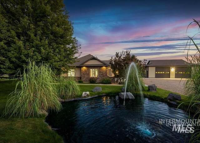 Property at 12637 Cowboy Ln, Middleton, ID 83644, 3 beds, 2.5 baths