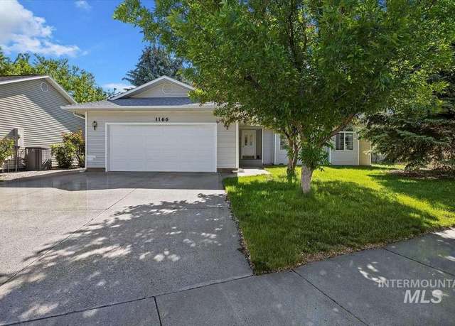 Property at 1166 Monaco St, Twin Falls, ID 83301, 3 beds, 2 baths