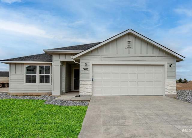 Property at 1615 SW Pegasus Peak Ave, Mountain Home, ID 83647, 3 beds, 2 baths