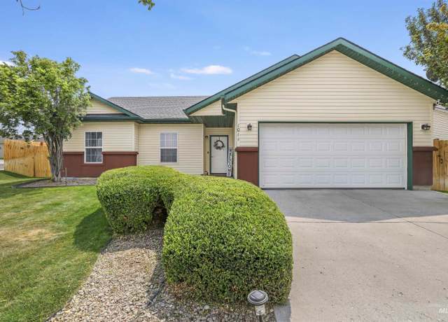 Property at 1011 22nd Ave East, Jerome, ID 83338, 3 beds, 2 baths