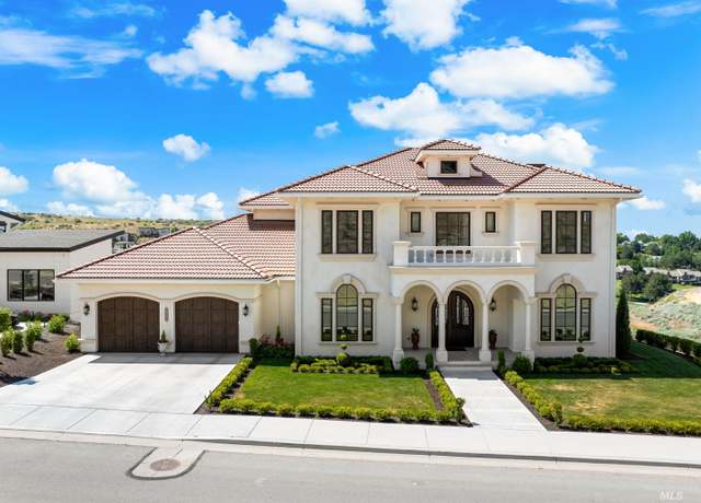 Property at 1083 E Chardie Rd, Boise, ID 83702, 3 beds, 3.5 baths