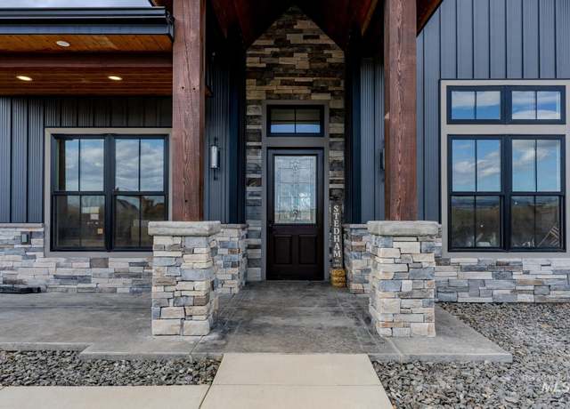 Property at 2244 Park Ave, Lewiston, ID 83501, 6 beds, 7 baths
