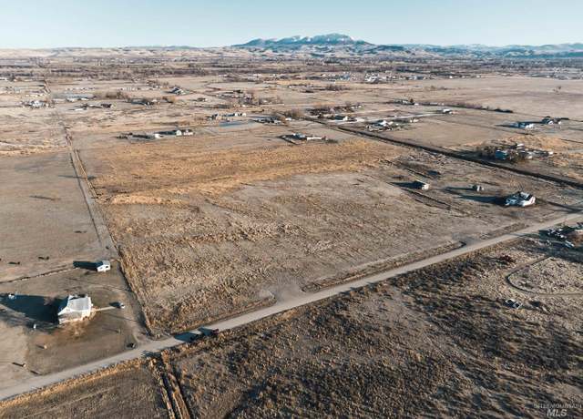 Property at LOT 2 W Sales Yard, Emmett, ID 83617