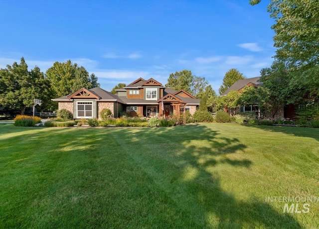 Property at 2492 N Pronghorn Ln, Eagle, ID 83616, 4 beds, 3.5 baths