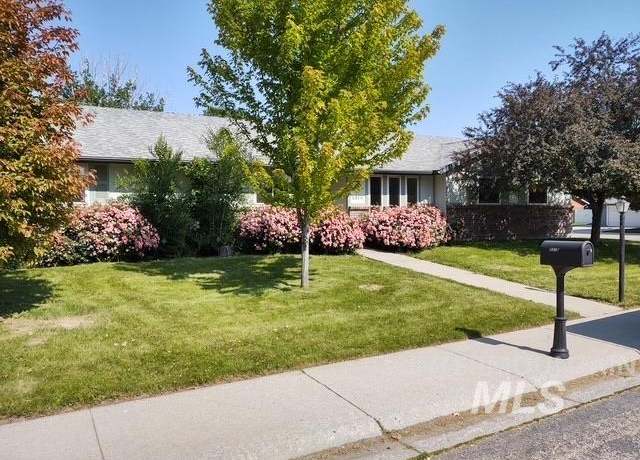 Property at 5310 S Pony Ave, Boise, ID 83709, 4 beds, 2 baths