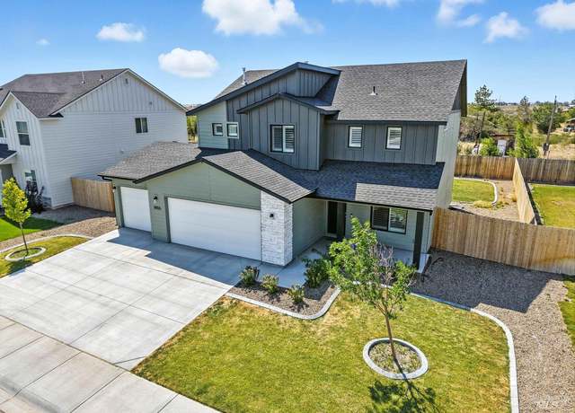Property at 1855 SW Besra Dr, Mountain Home, ID 83647, 4 beds, 2 baths
