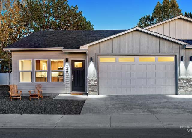 Property at 1224 Phillips Cir, Ontario, OR 97914-3905, 2 beds, 2 baths