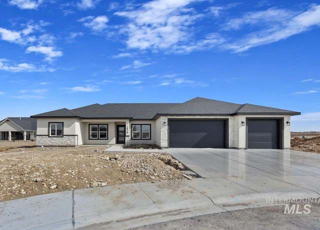 Property at 1516 Tule Dr, Twin Falls, ID 83301, 4 beds, 2.5 baths