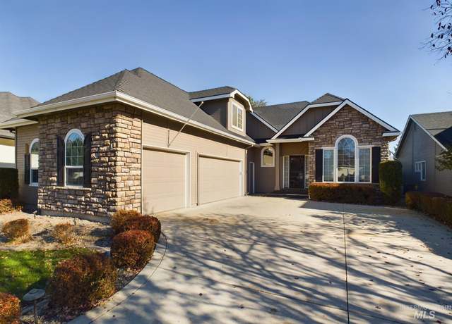 Property at 2034 E Stonybrook Ct, Eagle, ID 83616, 3 beds, 3.5 baths