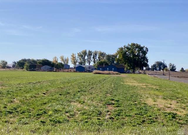 Property at 2950 N Mcdermott Rd, Kuna, ID 83634, 3 beds, 2 baths