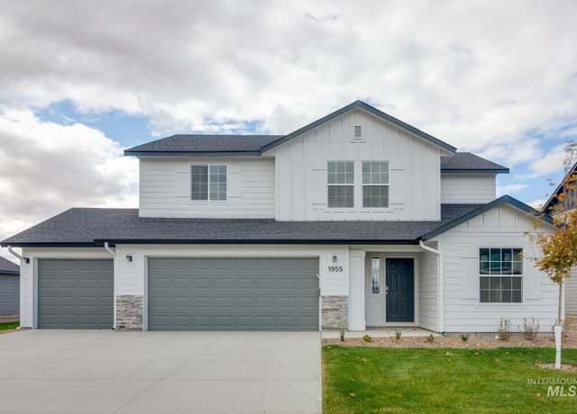 Property at 952 Morrow St, Mountain Home, ID 83647, 4 beds, 2.5 baths