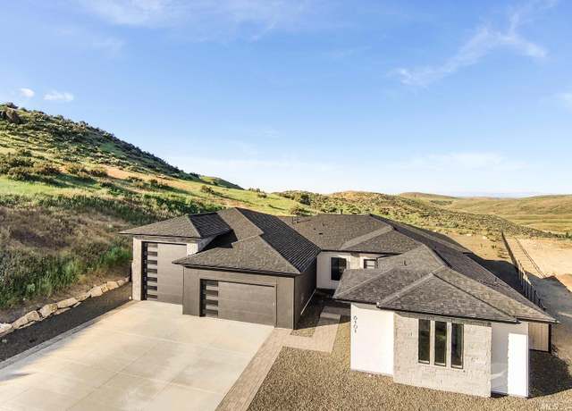 Property at 6101 E Knox Ct #830, Eagle, ID 83714, 3 beds, 2.5 baths