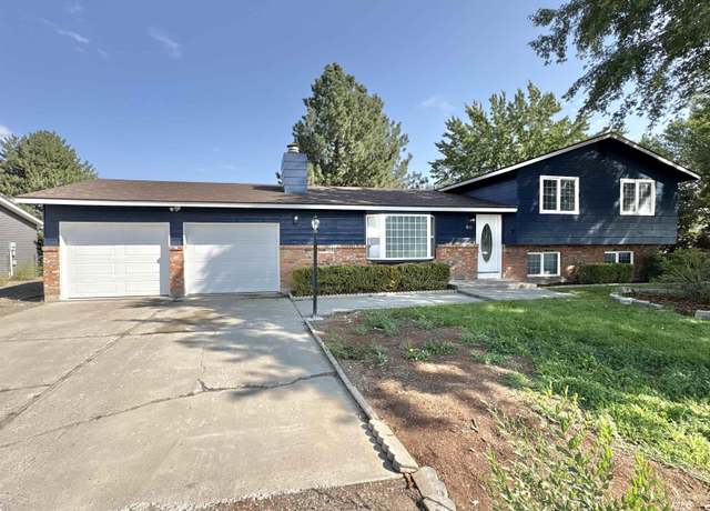 Property at 60 E 23rd N, Mountain Home, ID 83647-3738, 4 beds, 2.5 baths