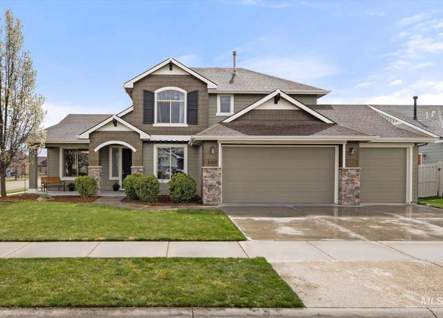 Property at 1317 Stallion Springs Way, Middleton, ID 83644, 3 beds, 2.5 baths