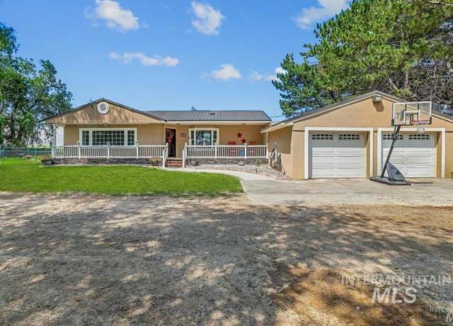 Property at 360 N 700 W, Paul, ID 83347, 4 beds, 3 baths