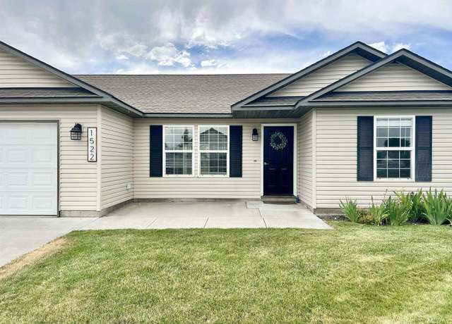 Property at 1522 Dana St, Twin Falls, ID 83301, 3 beds, 2 baths