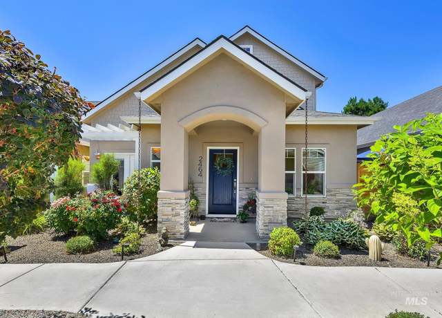 Property at 2464 Ashgrove Ln, Boise, ID 83702, 3 beds, 2.5 baths