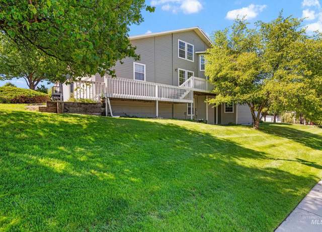 Property at 1664 E Sendero Ln, Boise, ID 83712-6626, 3 beds, 3 baths