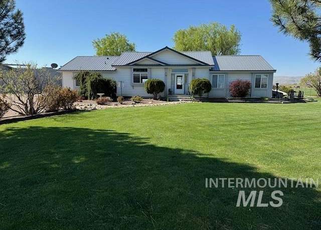 Property at 631 Pheasant Rd, Adrian, OR 97901, 3 beds, 2 baths