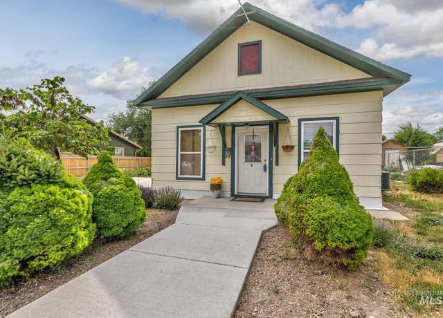 Property at 349 Cottage St South, Vale, OR 97918, 2 beds, 1 bath