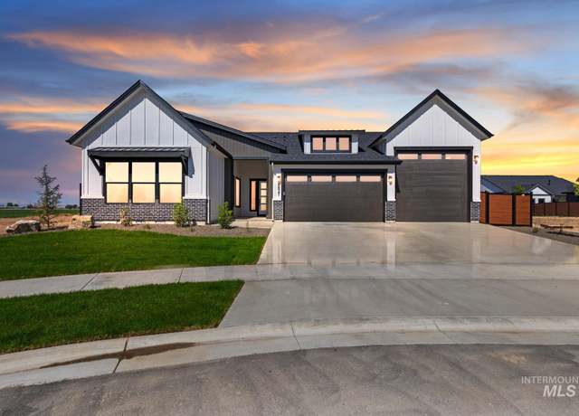 Property at 6827 N Brock River Pl, Meridian, ID 83646, 4 beds, 2.5 baths