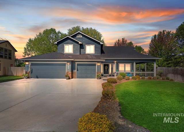 Property at 589 N Carswell Way, Star, ID 83669, 3 beds, 2.5 baths