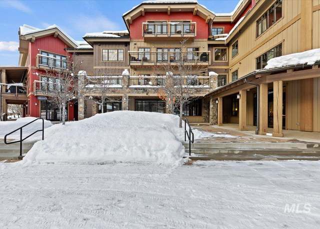 Property at 616 N 3rd St #304, Mccall, ID 83638, 3 beds, 2.5 baths