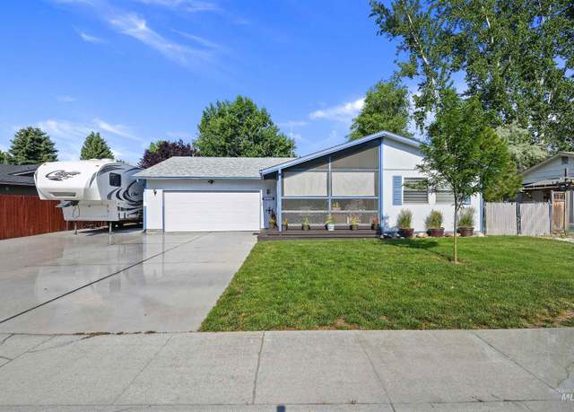 Property at 5627 N Millrun, Garden City, ID 83714, 4 beds, 2 baths