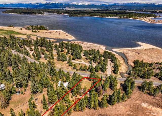 Property at 2125 W Mountain Rd, Donnelly, ID 83615