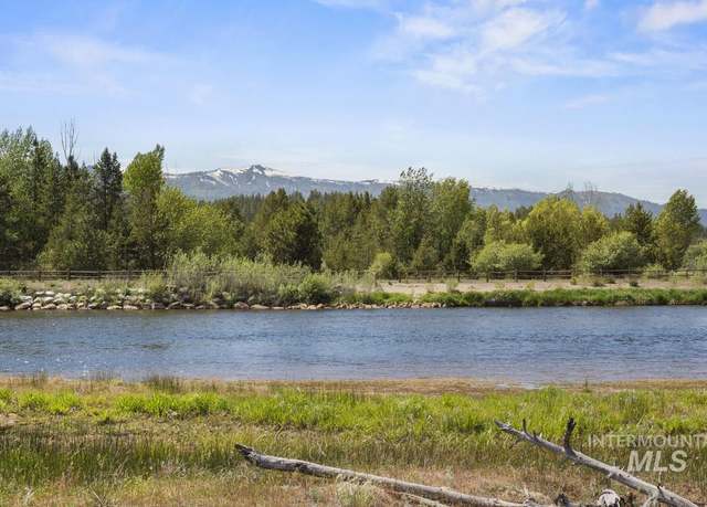 Property at L8 B1 Warren Dr, Cascade, ID 83611